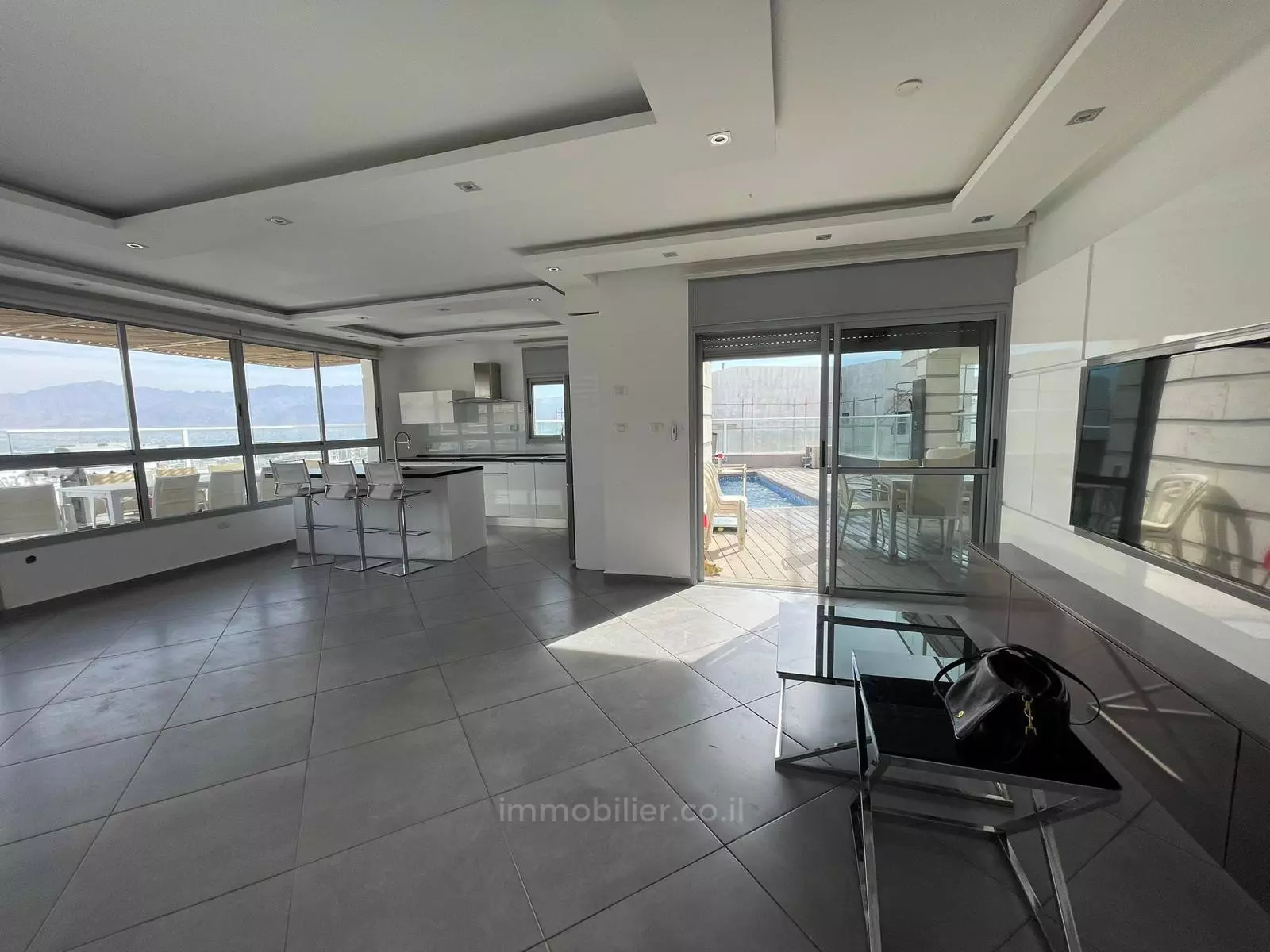 ¡No se lo puede perder!,agradable,con terraza,Balcón con vista al mar,Departamento bonito,bien arreglado,Buena ubicación,Buen negocio,Buena oportunidad,Buena orientación,tranquilo,luminoso,En una calle tranquila,En buen estado,Lugar tranquilo,Grande,Espléndido,Minipenthouse,Proyecto de calidad,espacioso,Vista al mar