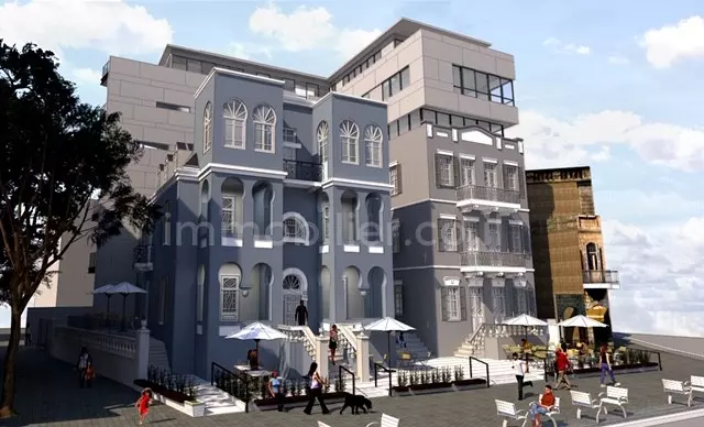 Piso nuevo de 3 habitaciones en edificio histórico cerca del mar