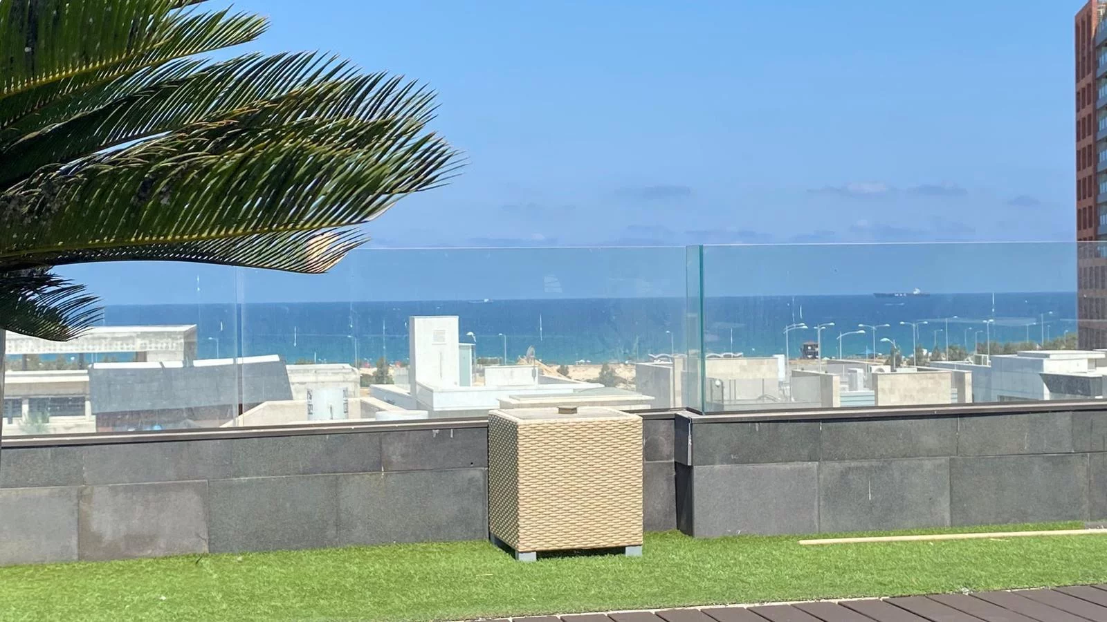 Magnifique villa de haut standing à vendre, avec piscine privée et vue panoramique sur la mer, entièrement meublée, Youd Zain, Ashdod