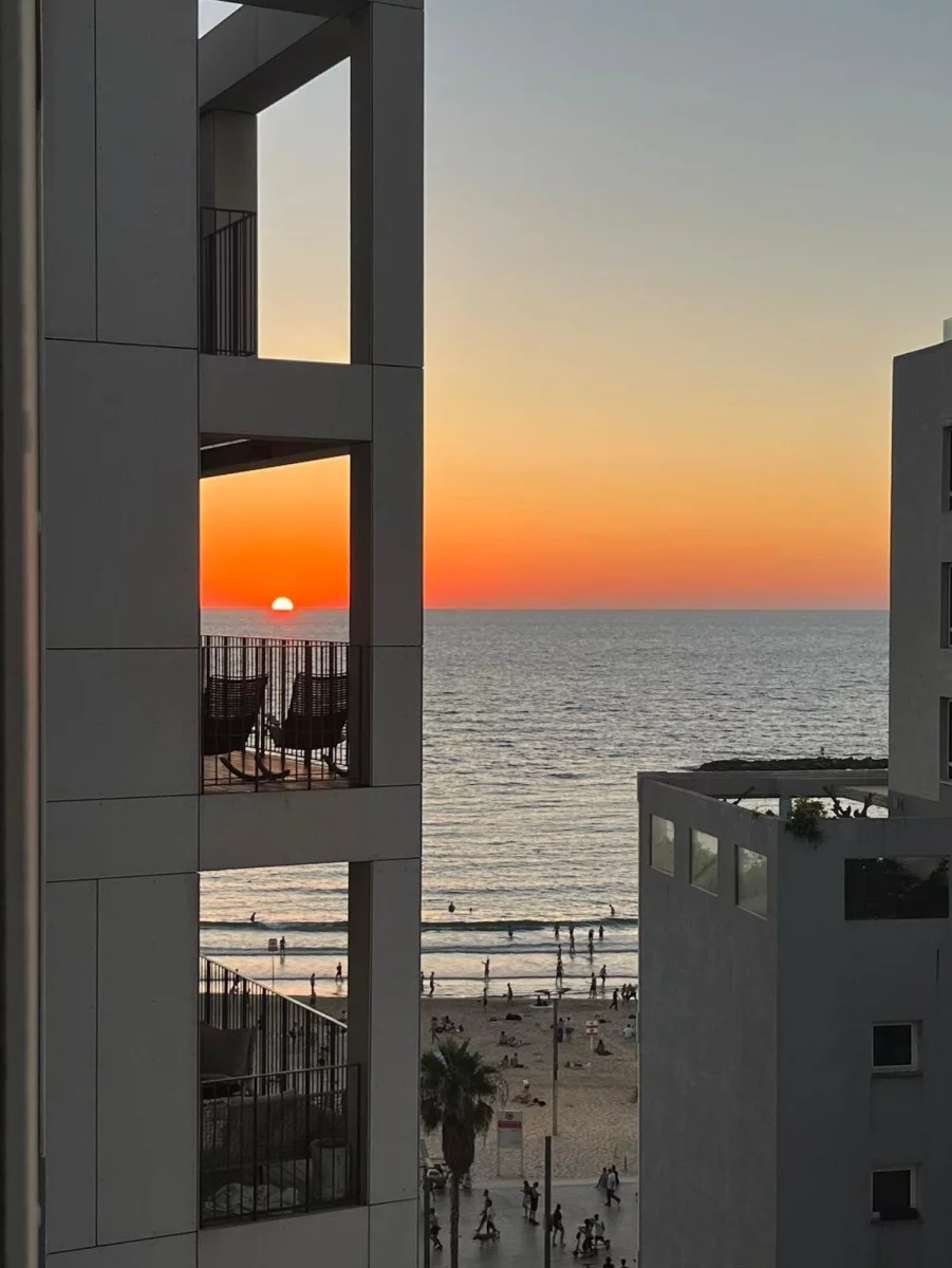 Appartement meublé de 3 pièces avec vue mer, résidence Renoma